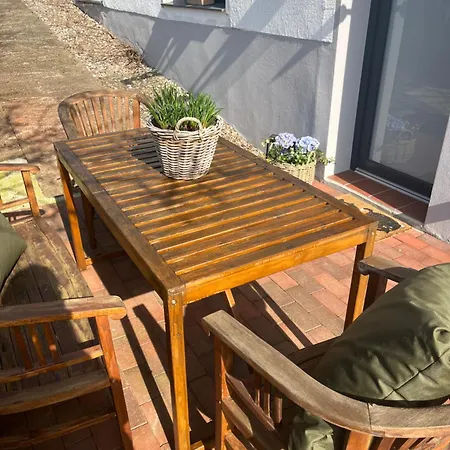 Apartment Gemuetliche Im Gruenen Brakel